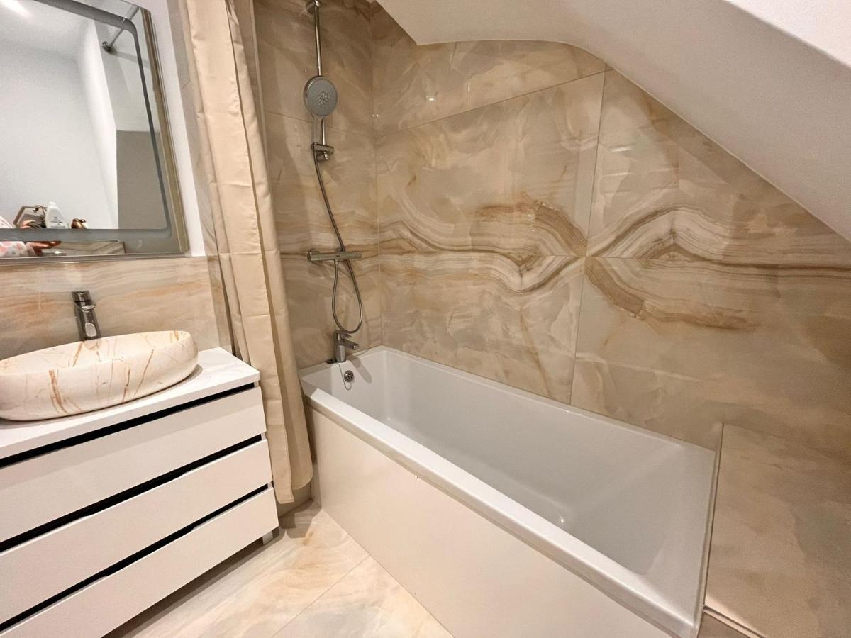 Luxurious Double Bedroom, Ensuite With Free Wifi. Oxford Exterior photo